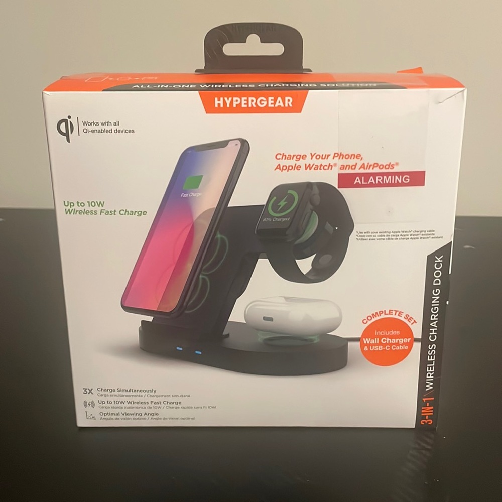 HYPERGEAR 3 in 1 charging dock